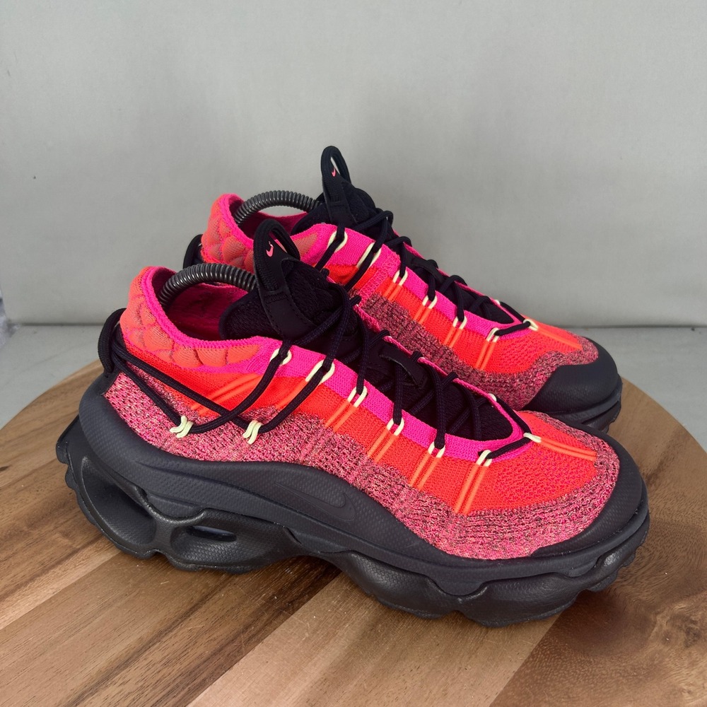 Nike Air Max Flyknit Venture Womens Pink Orange FD2110-600 Sneakers Size 9